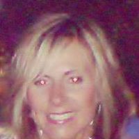 Julie Anzelmo Photo 4