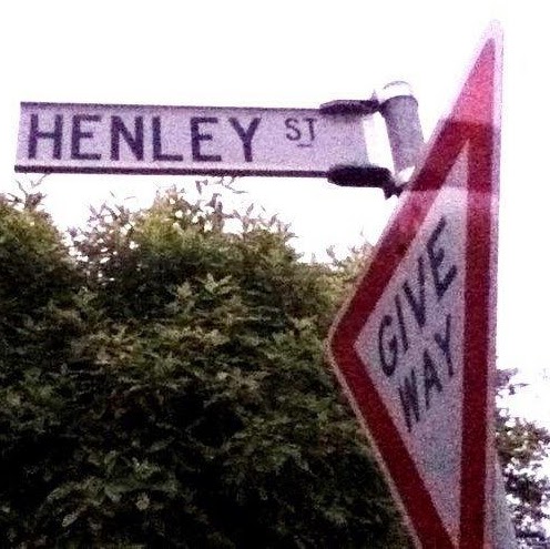 Robert Henley Photo 16