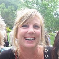 Julianne Roth Photo 3