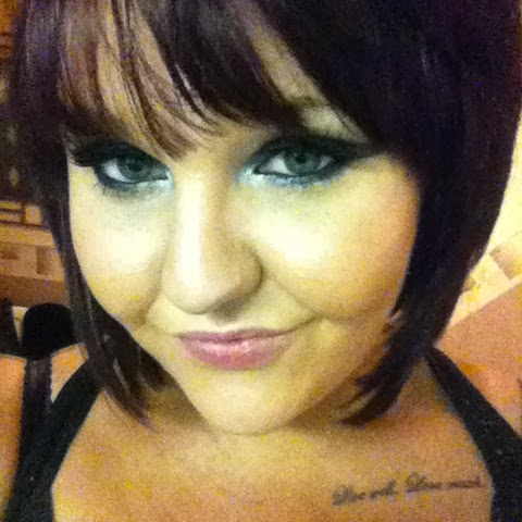 Lauren Welch Photo 40