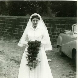 Gladys Bradley Photo 13