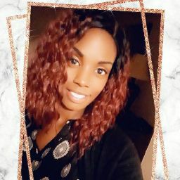 Kristen Edwards Photo 14