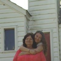 Catherine Hutchings Photo 6