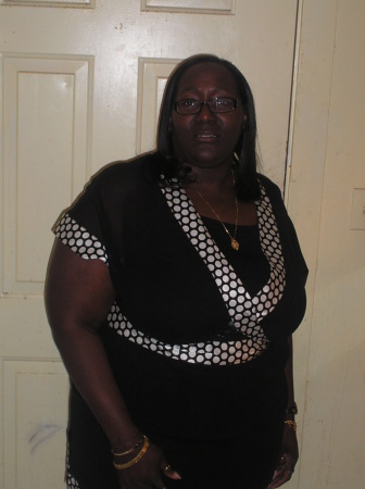 Beverly Allen Photo 32