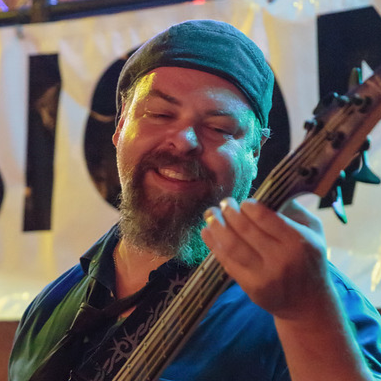 Eric Hauser Photo 40