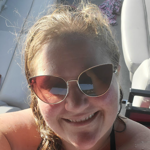 Jennifer Yeager Photo 18