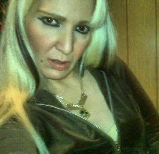 Nicole Falcon Photo 9