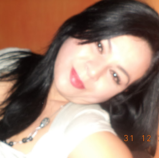 Elsa Valdez Photo 10