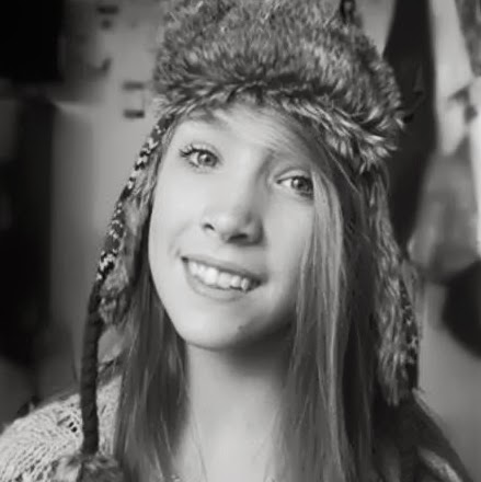 Rachel Stanton Photo 18