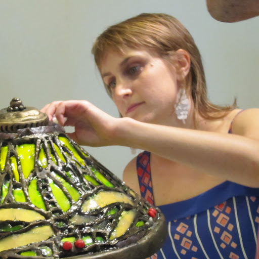 Julia Greene Photo 22