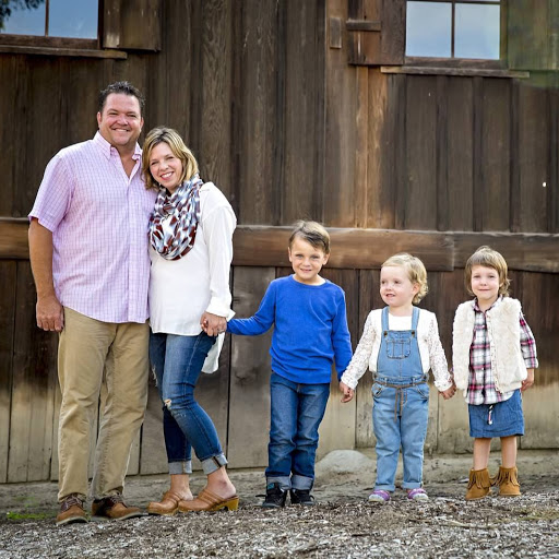 Julie Fuller Photo 17