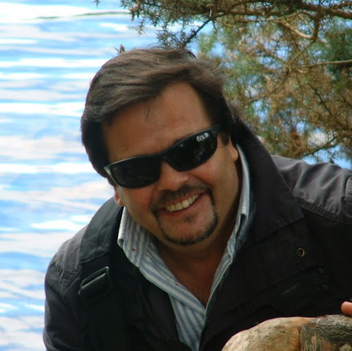 Manuel Gil Photo 28
