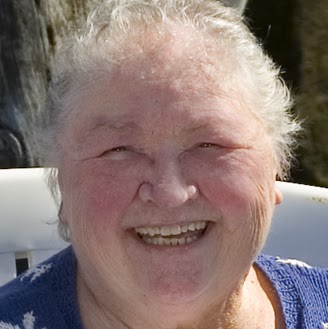 Maxine Young Photo 13