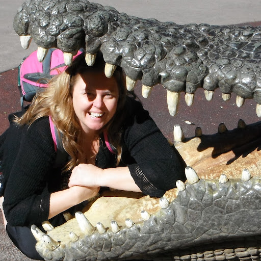 Tracey Waters Photo 22