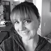 Heather Blevins Photo 18