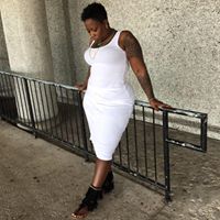 Mia Johnson Photo 10