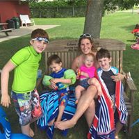 Julie Lowman Photo 13