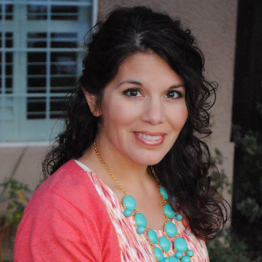 Kelly Schofield Photo 35