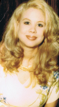 Kelly Glover Photo 3