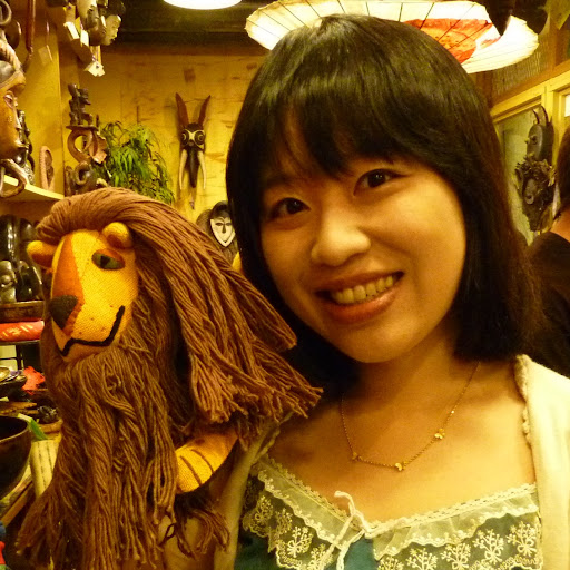 Maggie Peng Photo 12