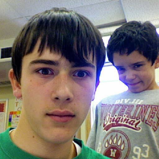 Justin Small Photo 23