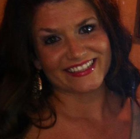 Lindsey Dunn Photo 10