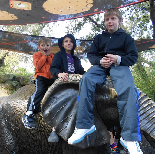 Crystal Thompson Photo 33