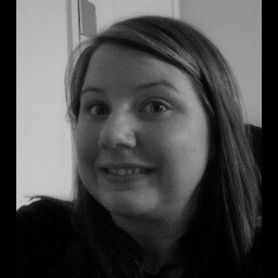 Sarah Warren Photo 15