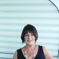 Linda Weiner Photo 11