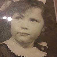 Anne Delaney Photo 37