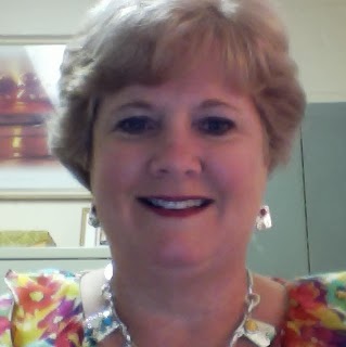 Lori Garrison Photo 22