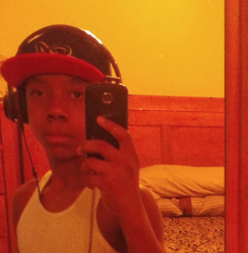 Cameron Hay Photo 20