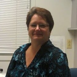 Betty Russell Photo 30