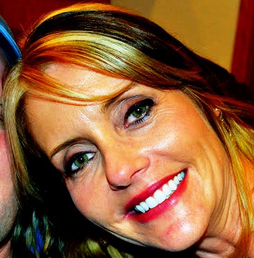 Shari Russell Photo 36