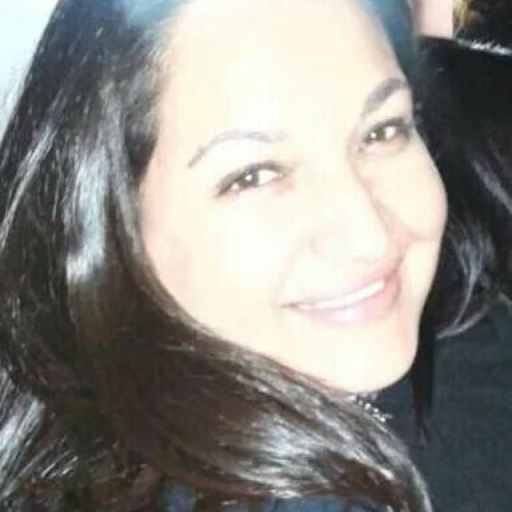 Pamela Escobar Photo 26