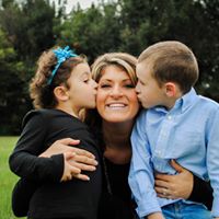 Laura Drake Photo 42