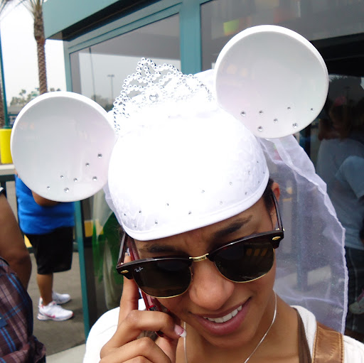 Amy Carlisle Photo 15