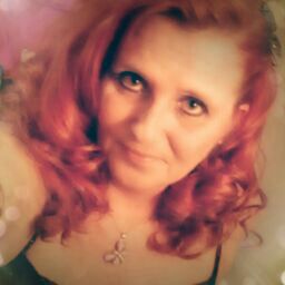 Jennifer Hill Photo 22