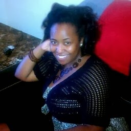 Christina Robinson Photo 42