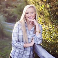 Elizabeth Watkins Photo 9