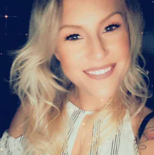 Samantha Sargent Photo 4