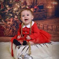 Angie Darnell Photo 4