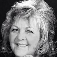 Carolyn Allen Photo 15