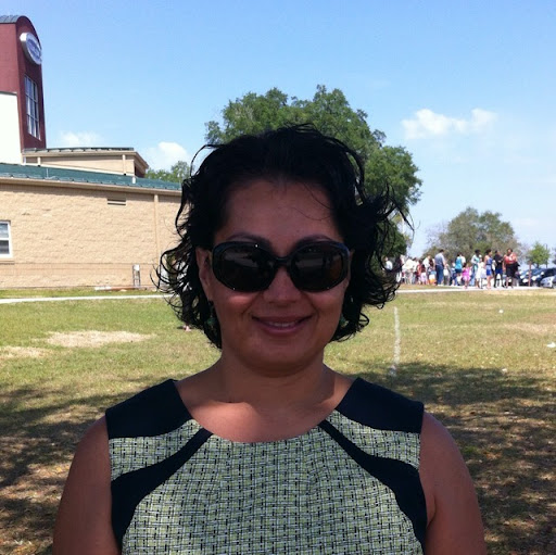 Elizabeth Valerio Photo 14