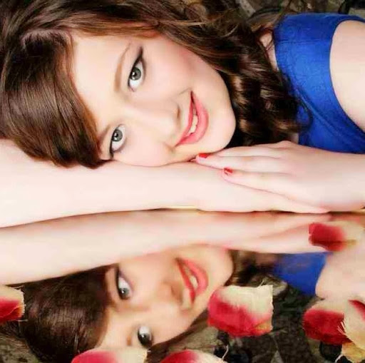 Kim Roberts Photo 32