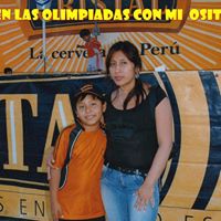 Dina Saavedra Photo 18