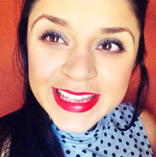 Monica Calderon Photo 36