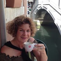 Patricia Gray Photo 29