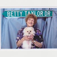 Betty Taylor Photo 30