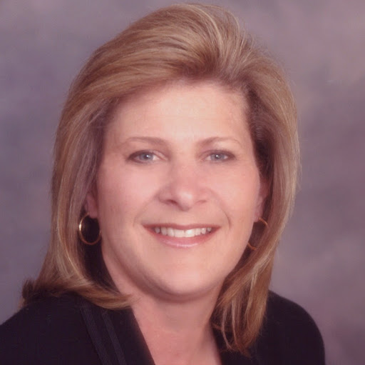 Connie Mackey Photo 27